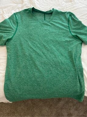 lululemon men’s soft jersey tee